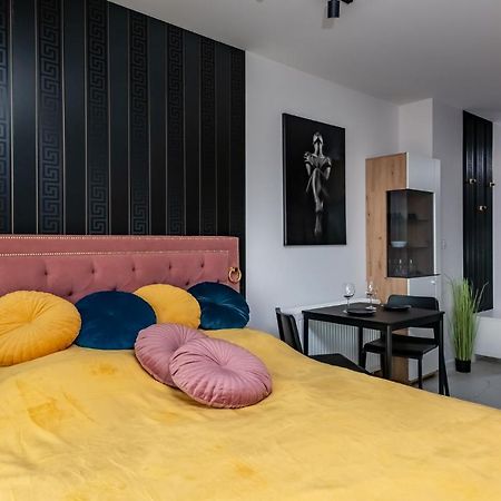 Loveroom Panorama Park Jacuzzi Bialystok Exterior photo